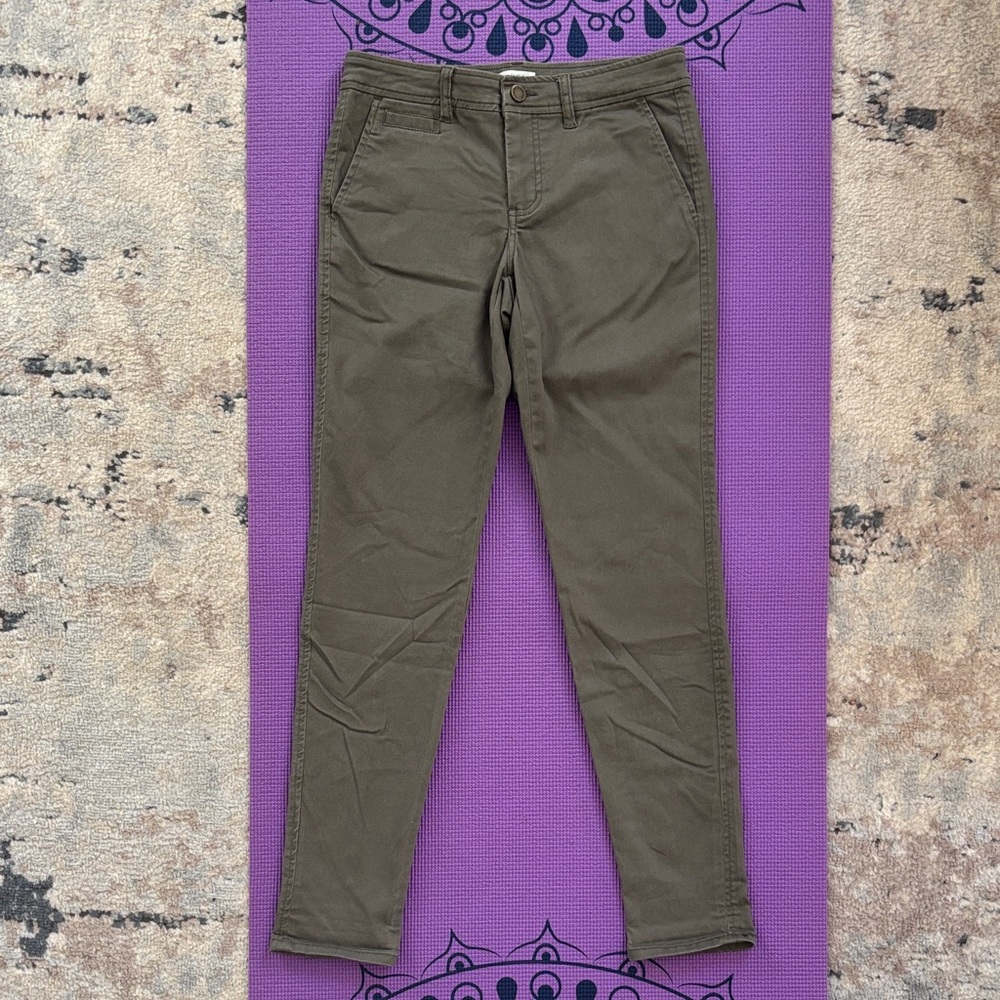 Market & Spruce Women’s Olive Pants size 2
